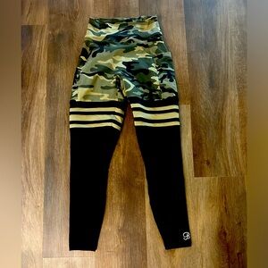 Camo leggings
